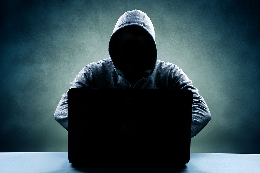 Shield and checklist icons representing traveler safety, privacy, hygiene, and verified quality