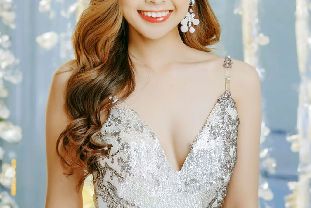 Tokyo skyline at night with refined, discreet aesthetics representing premium standards