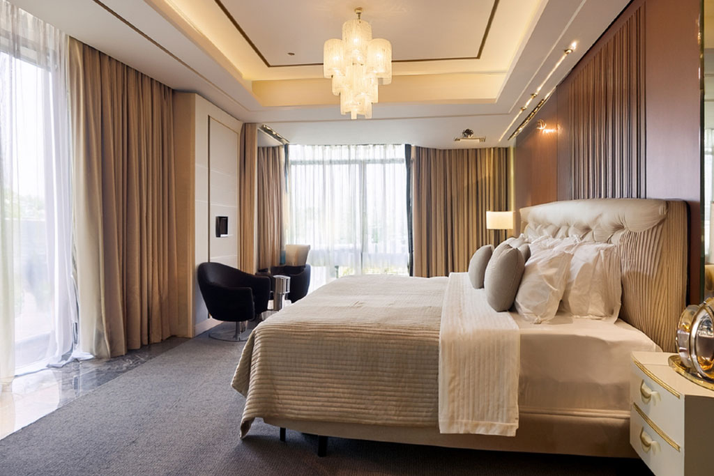 Neatly prepared professional massage setup emphasizing strict hygiene standards